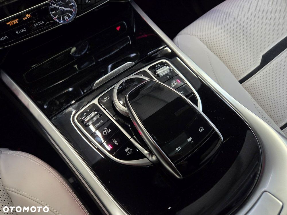 Mercedes-Benz Klasa G AMG 63 - 30