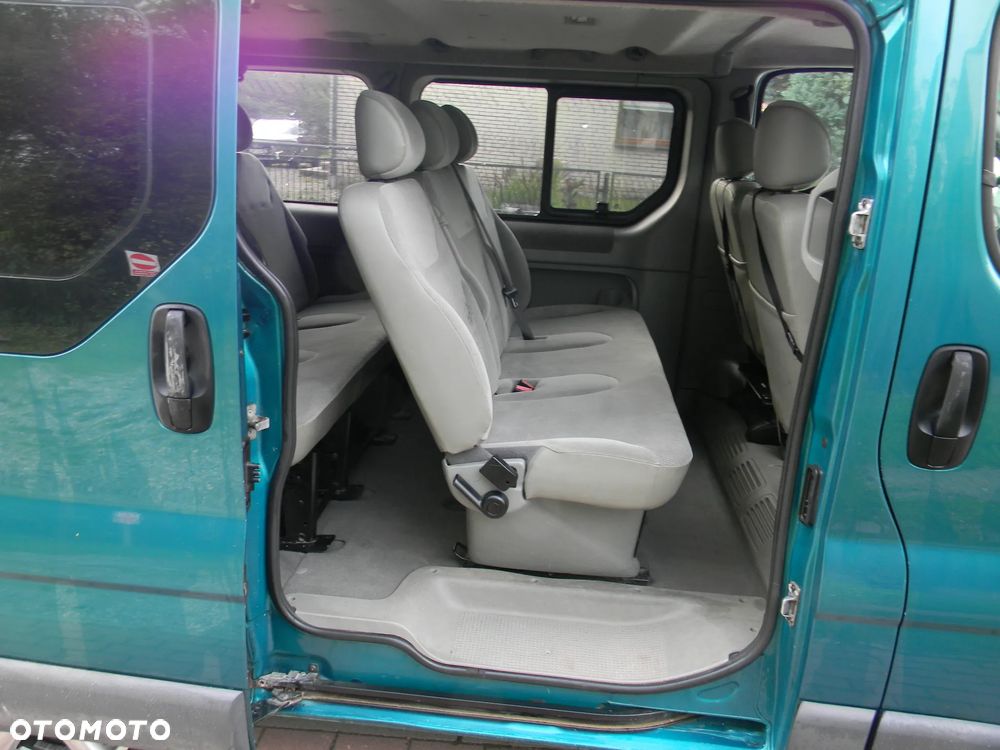 Opel Vivaro - 26