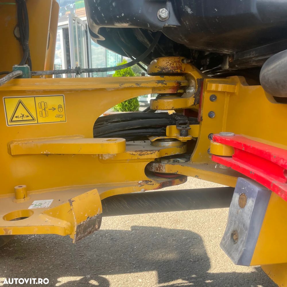 Caterpillar 906H - 10
