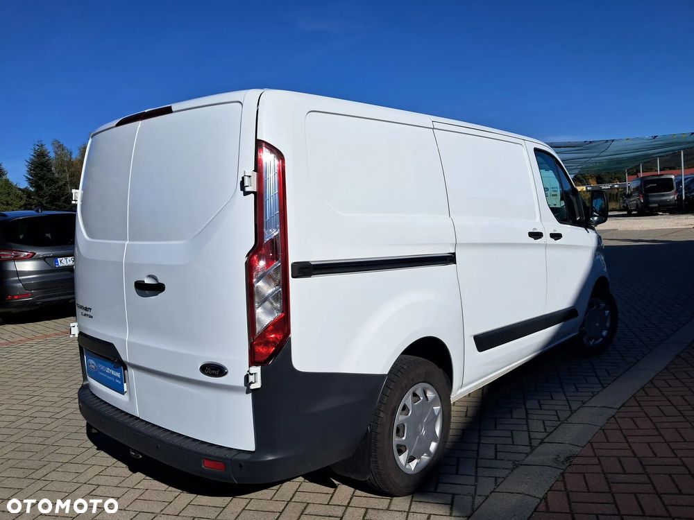 Ford Transit Custom - 13