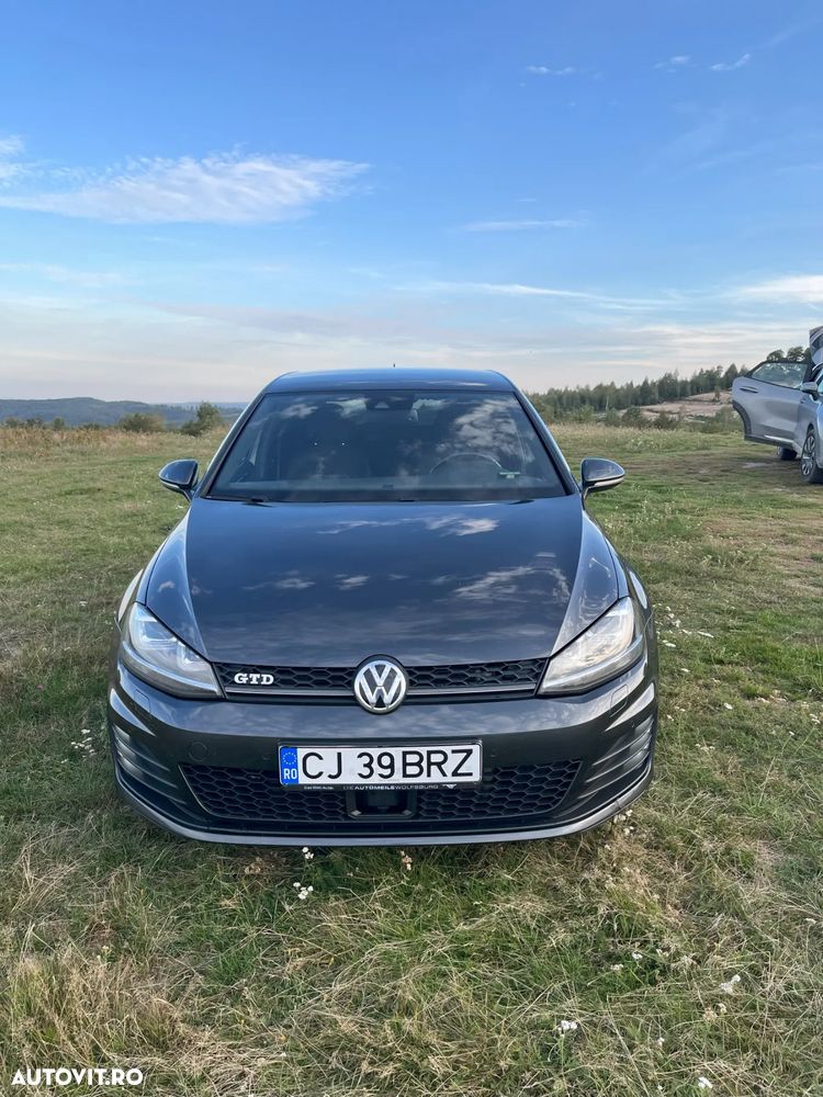 Volkswagen Golf 2.0 TDI DPF BMT DSG GTD - 4