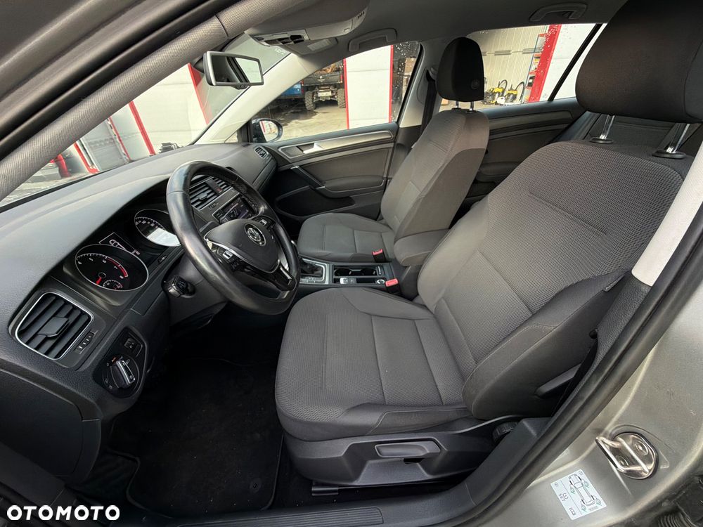 Volkswagen Golf - 7