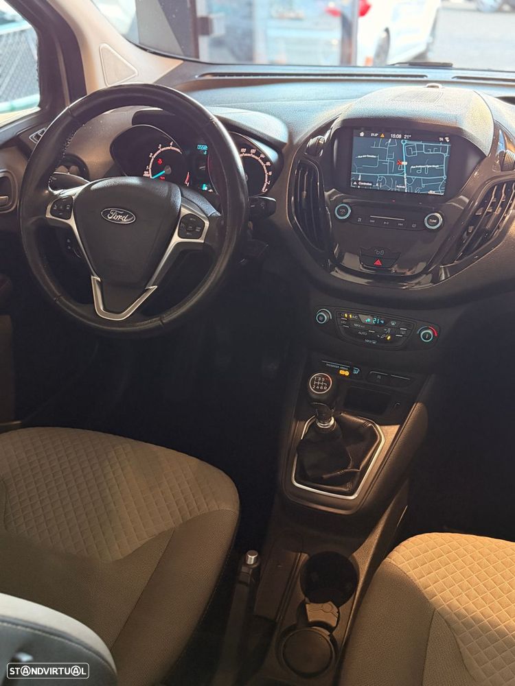 Ford Tourneo Courier 1.0 EcoBoost Titanium - 20