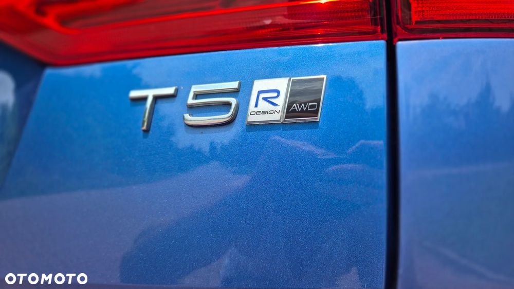Volvo XC 60 T5 AWD R-Design - 20