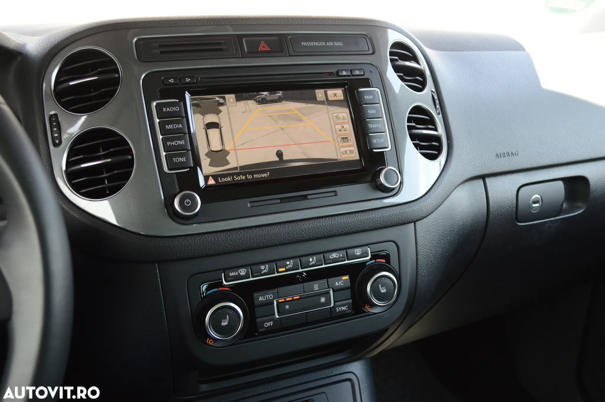 Volkswagen Tiguan 1.4 TSI DSG BlueMotion Technology Sport & Style - 8
