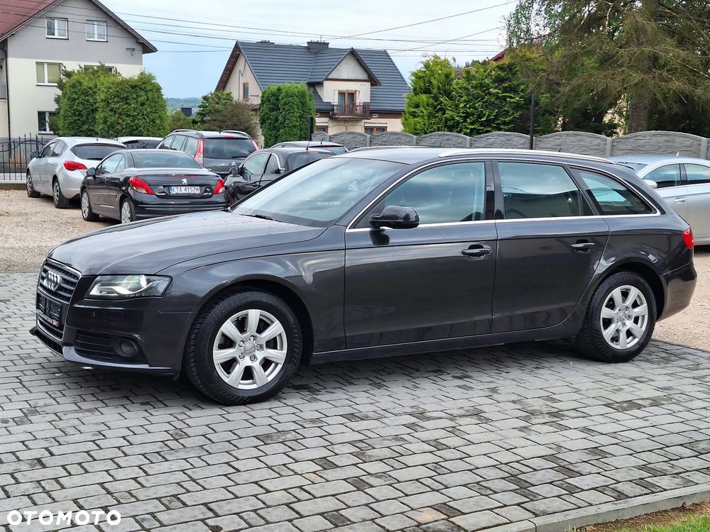 Audi A4 Avant - 1