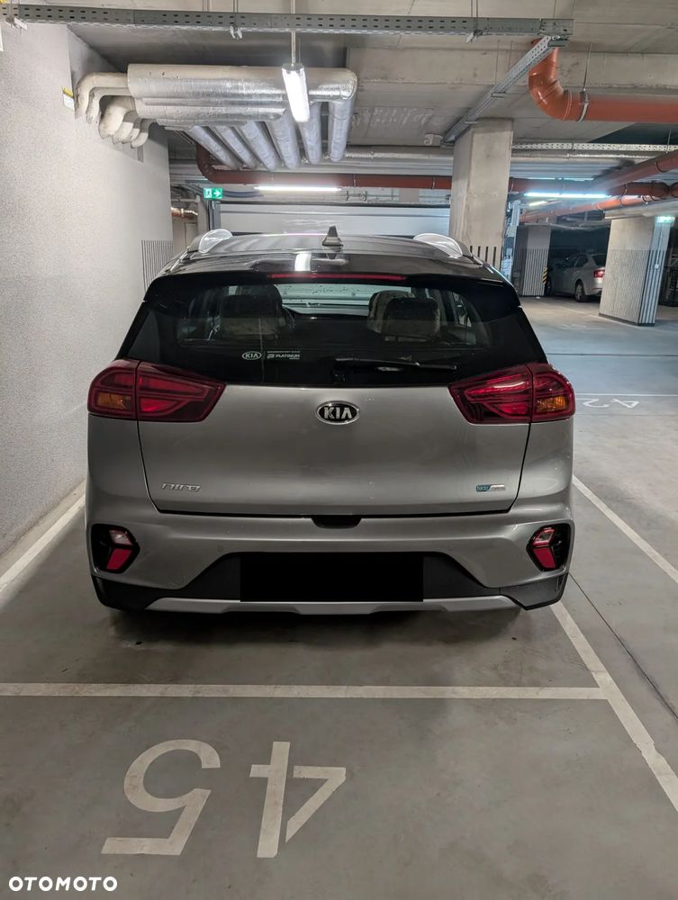 Kia Niro 1.6 GDI Hybrid M - 6