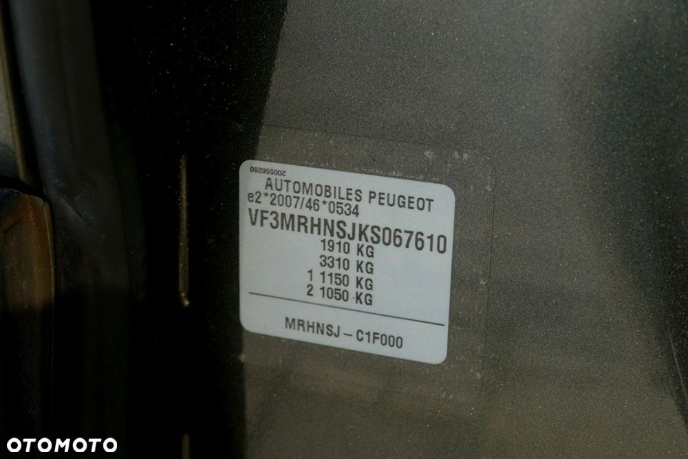 Peugeot 3008 1.2 PureTech Allure Pack S&S - 28