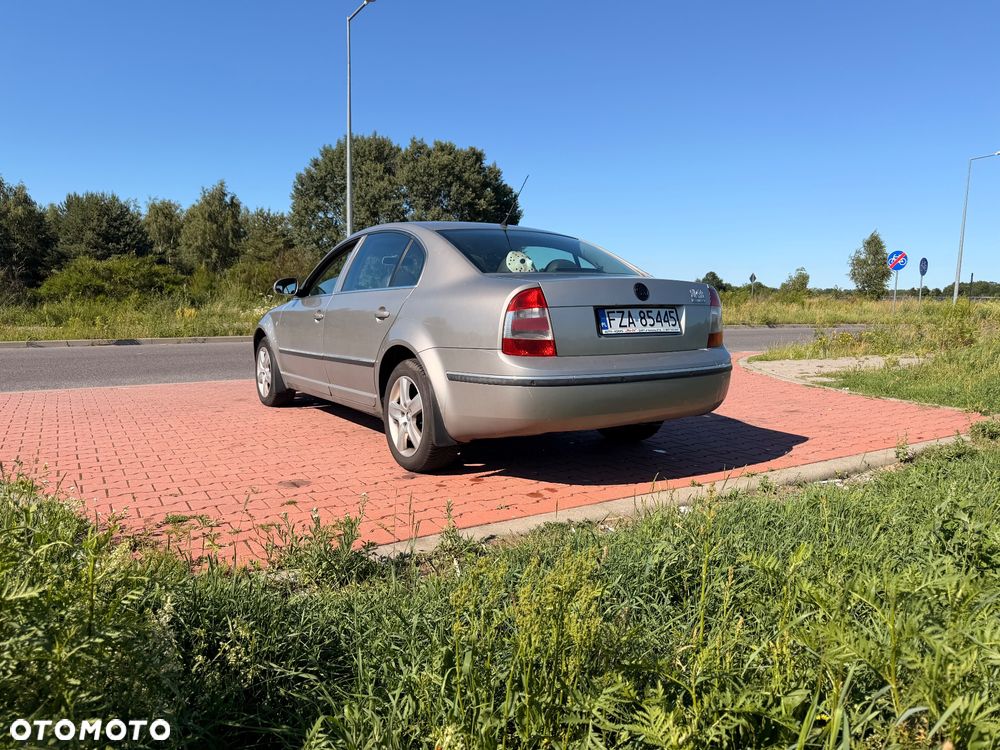 Skoda Superb 1.8T Elegance Tiptr - 2
