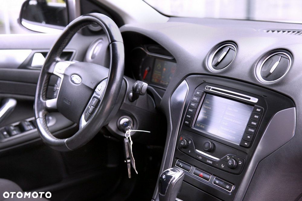 Ford Mondeo - 15