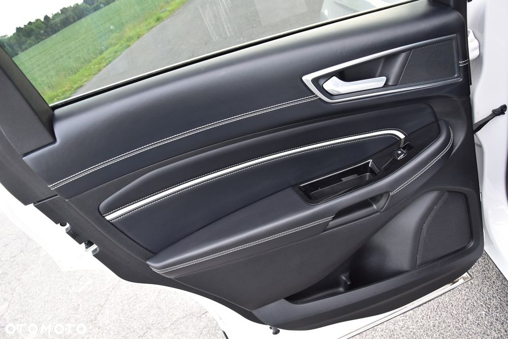 Ford Edge 2.0 TDCi Bi-Turbo 4x4 Vignale - 20
