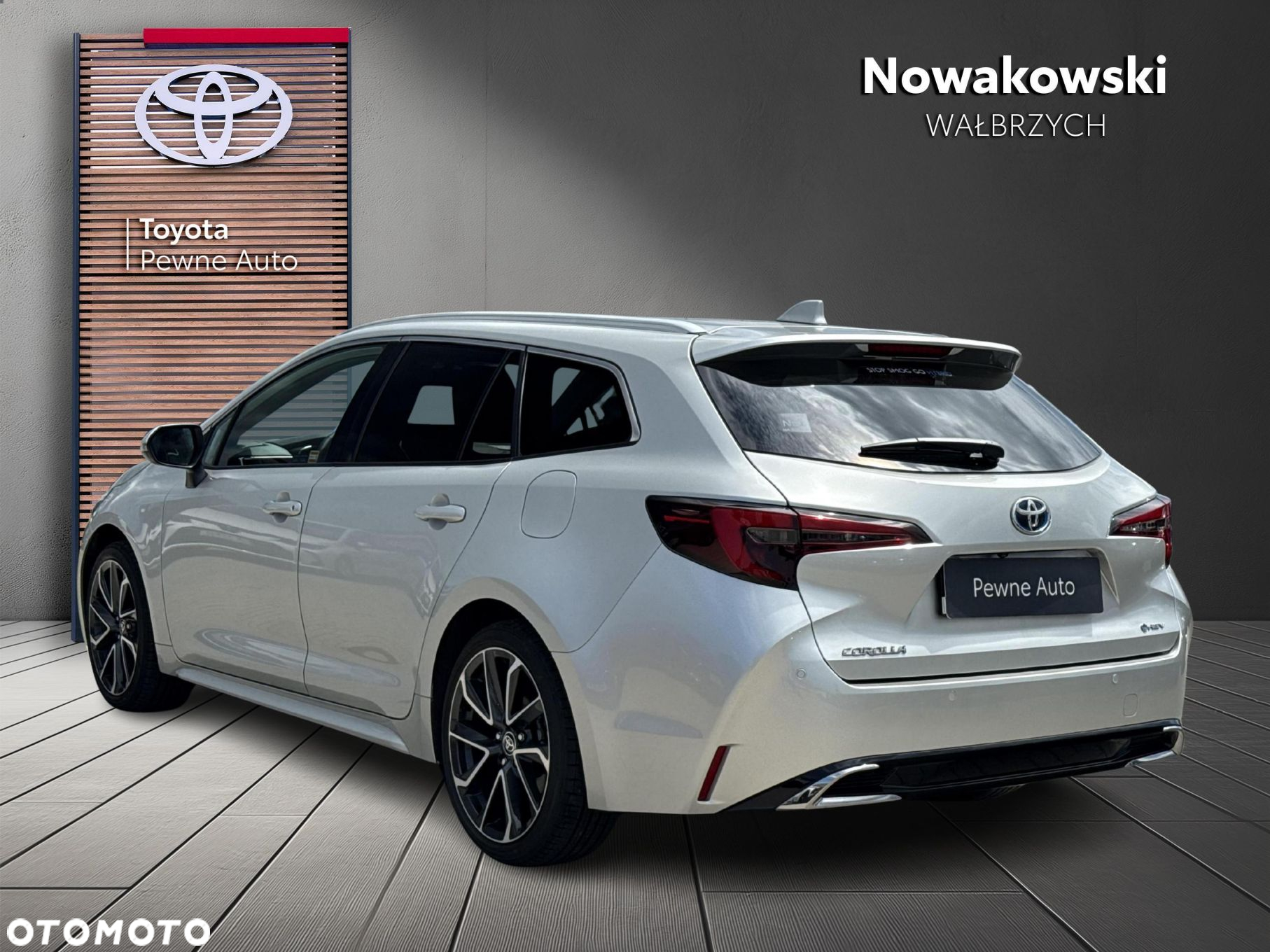 Toyota Corolla - 4