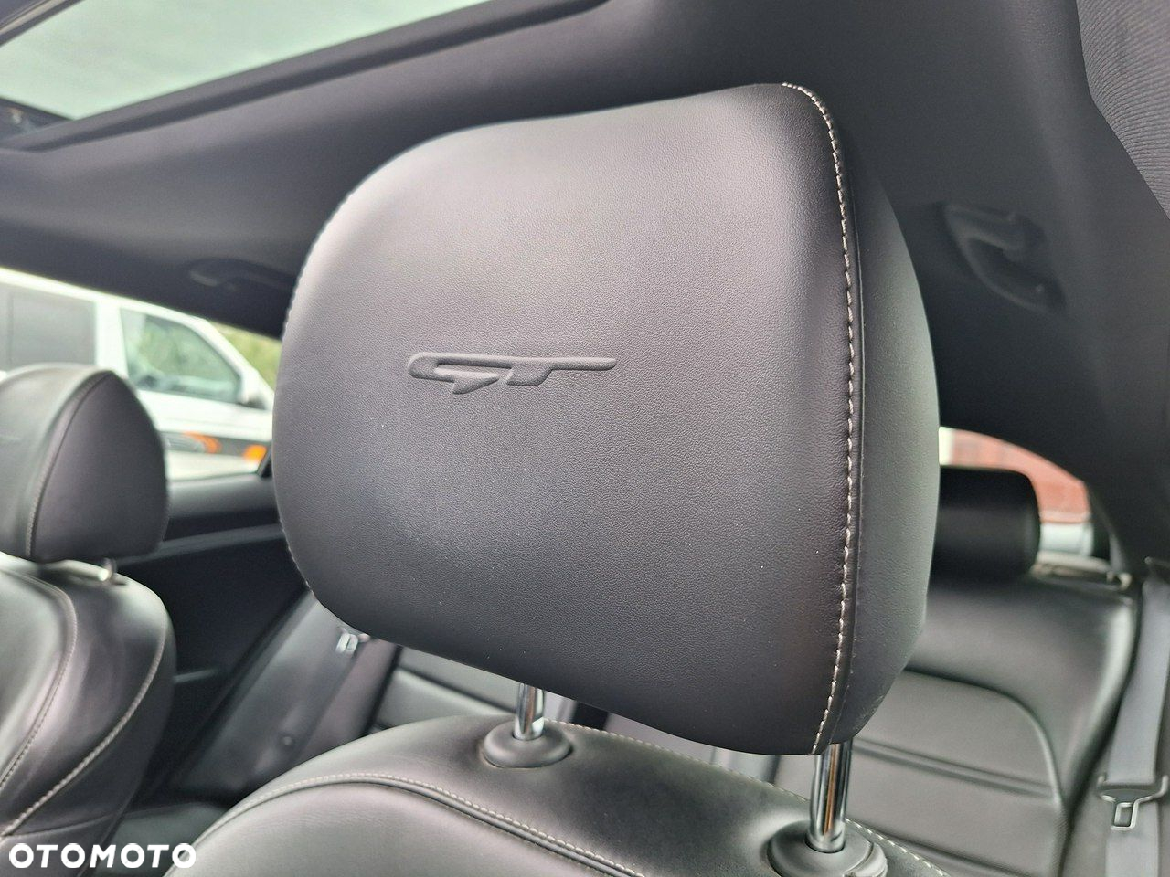 Kia Stinger - 38