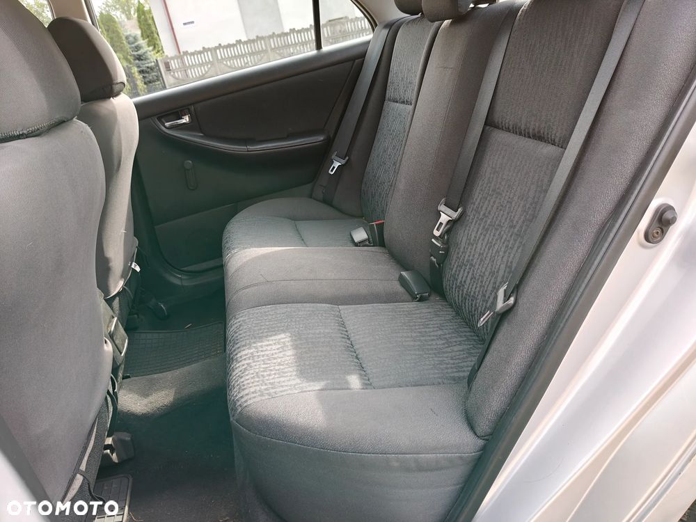 Toyota Corolla 1.4 VVT-i Terra - 8