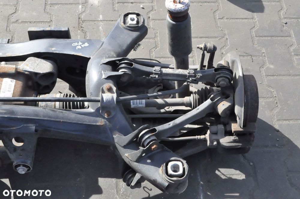 BMW F20 F21 2.0D ZAWIESZENIE BELKA TYŁ + PÓŁOSIE + MOST 7605587 2.93 - 4