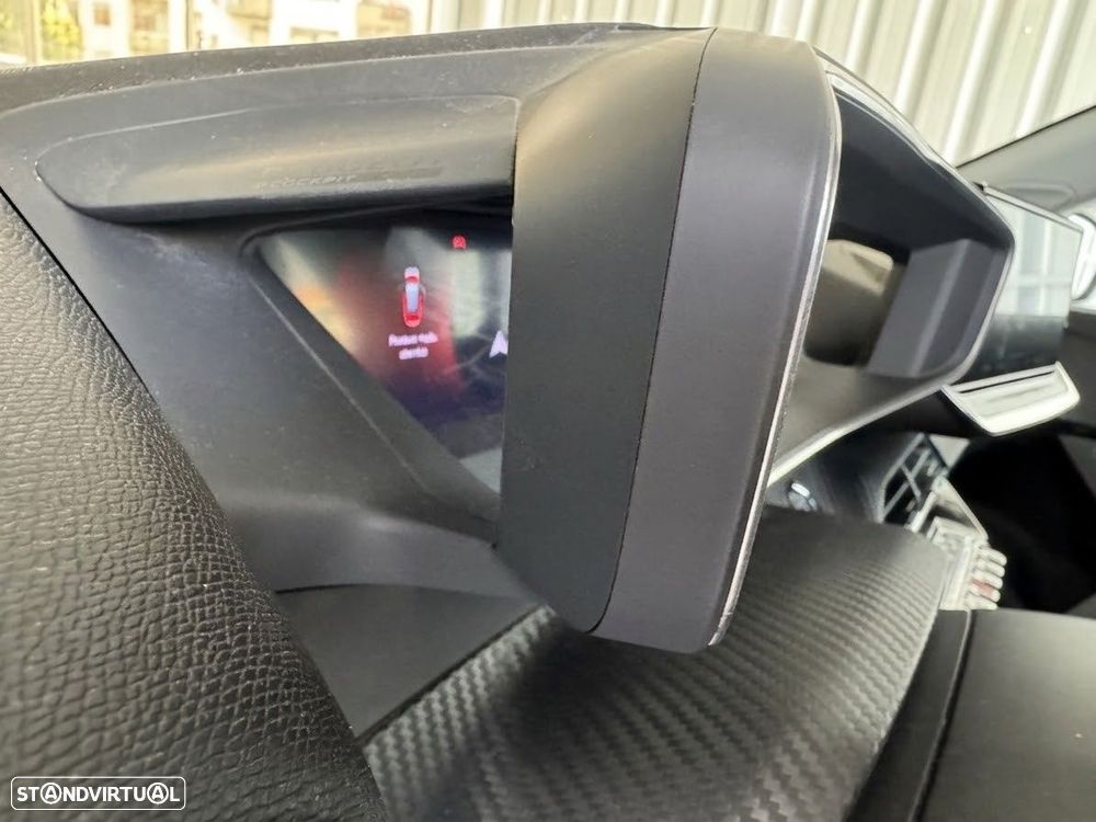 Peugeot 2008 1.5 BlueHDi Allure Pack EAT8 - 14