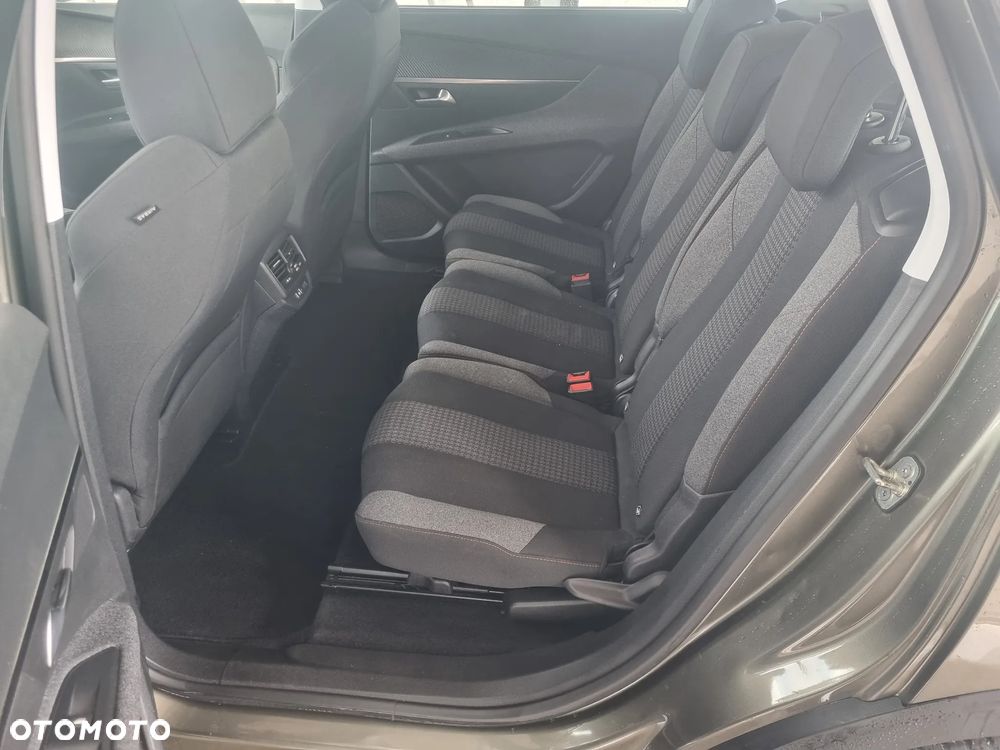 Peugeot 5008 1.2 PureTech Access S&S - 29