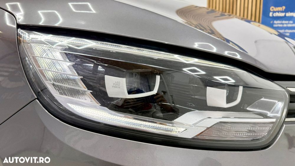 Renault Grand Scenic - 10