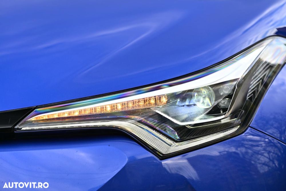 Toyota C-HR Lounge - 40