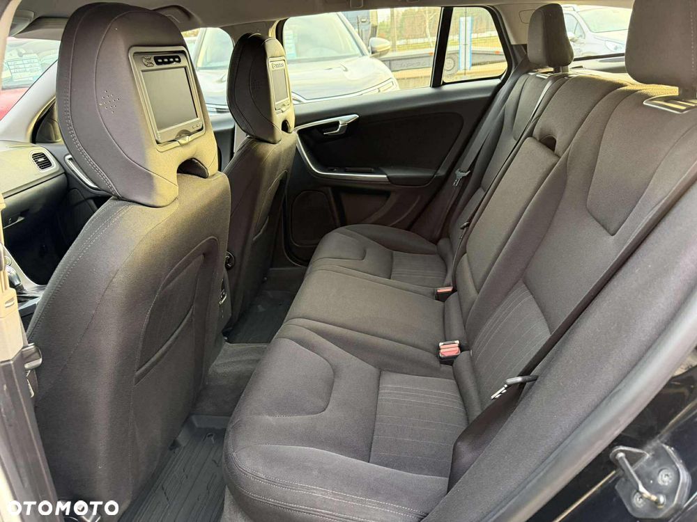 Volvo V60 D3 Geartronic Summum - 12