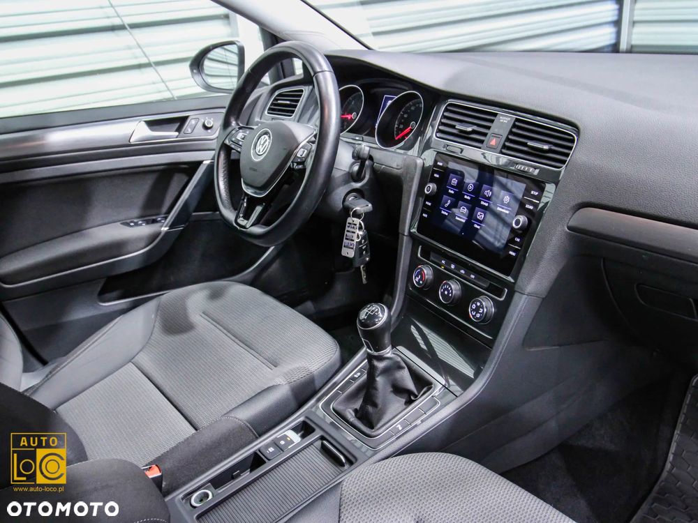 Volkswagen Golf 1.6 TDI BMT Comfortline - 15