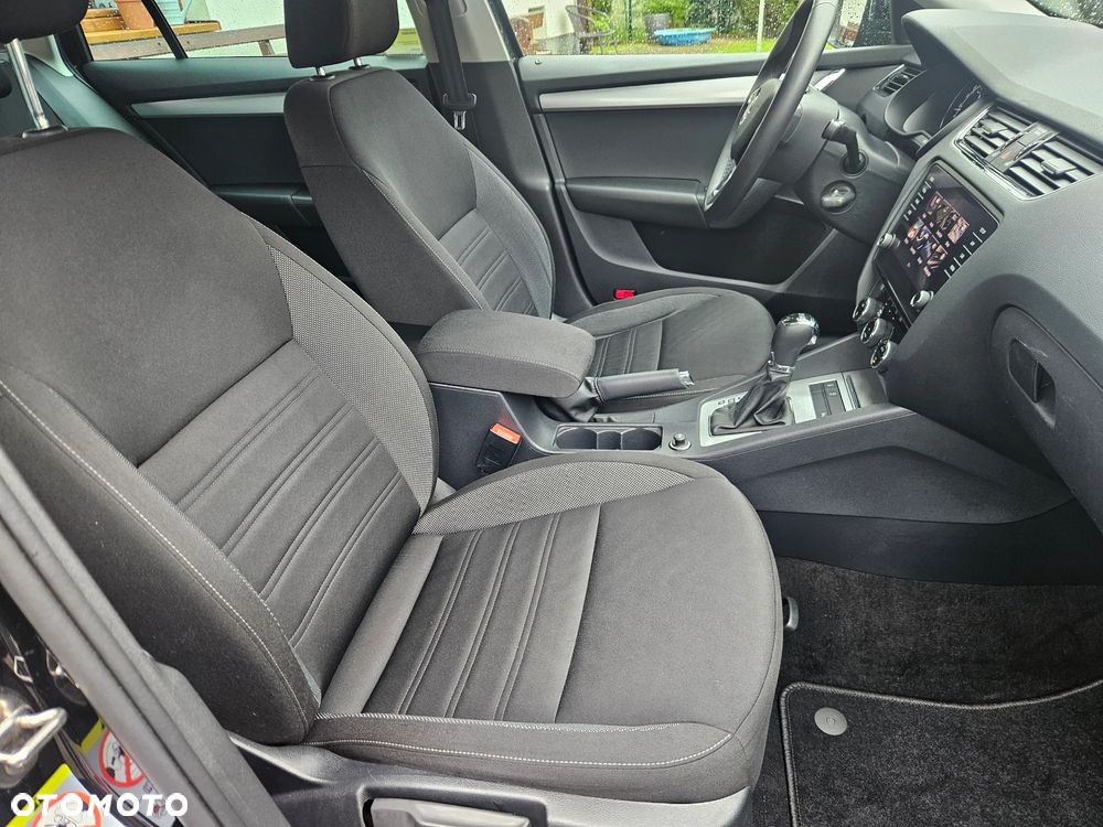 Skoda Octavia 2.0 TDI Ambition DSG - 20