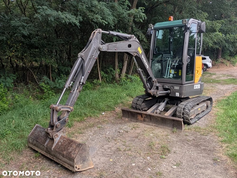 Volvo ECR25D - 6