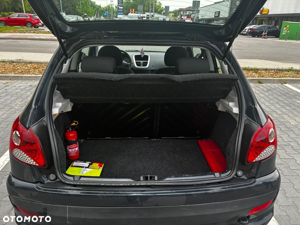 Peugeot 206 plus - 7