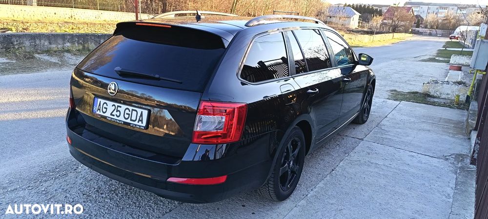 Skoda Octavia 1.6 TDI GREENLINE - 17