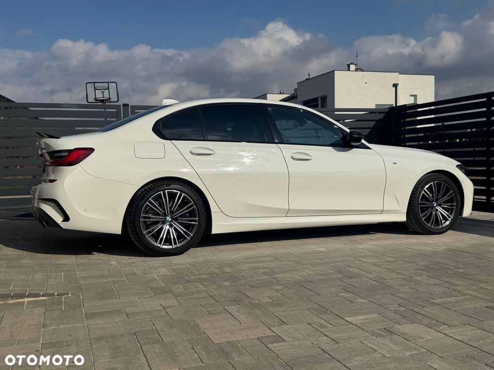 BMW Seria 3 330i M Sport sport - 3