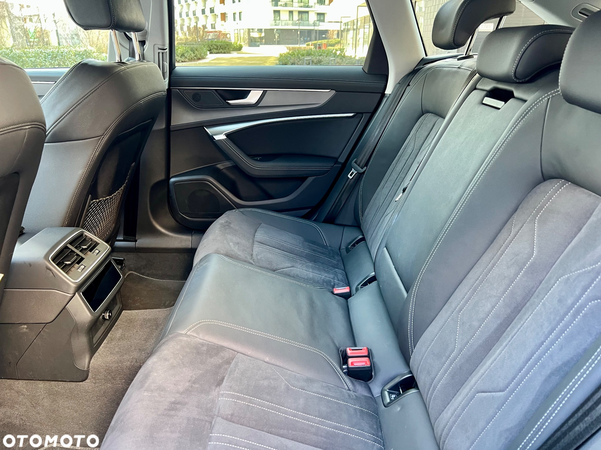 Audi A6 Allroad - 27