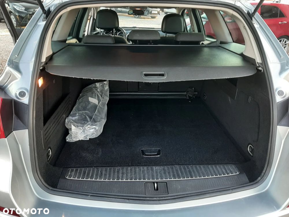 Opel Astra IV 1.4 T Cosmo S&S - 27