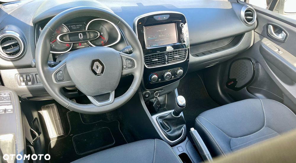 Renault Clio 1.2 16V Limited - 22