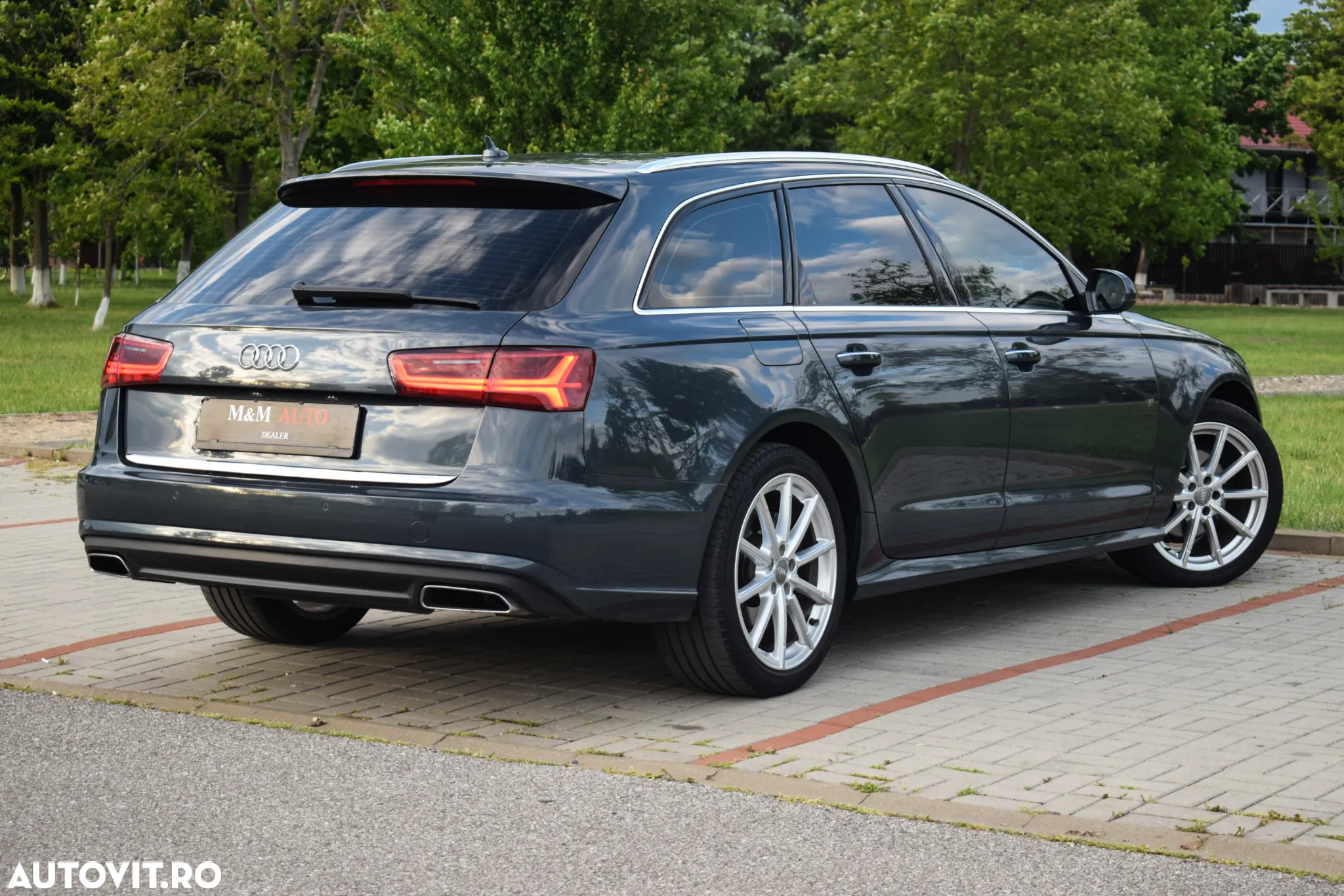 Audi A6 Avant 2.0 TDI Ultra DPF S tronic - 10