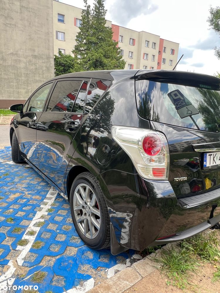 Toyota Verso 2.0 D-4D Active - 5