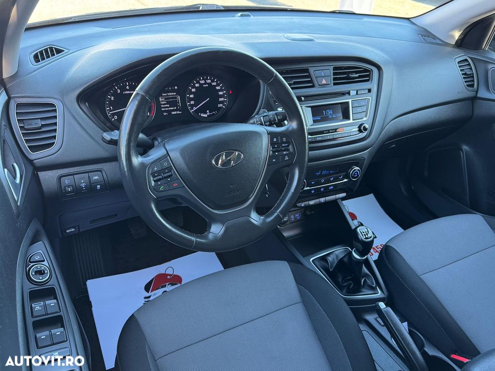 Hyundai i20 1.2 Comfort - 21