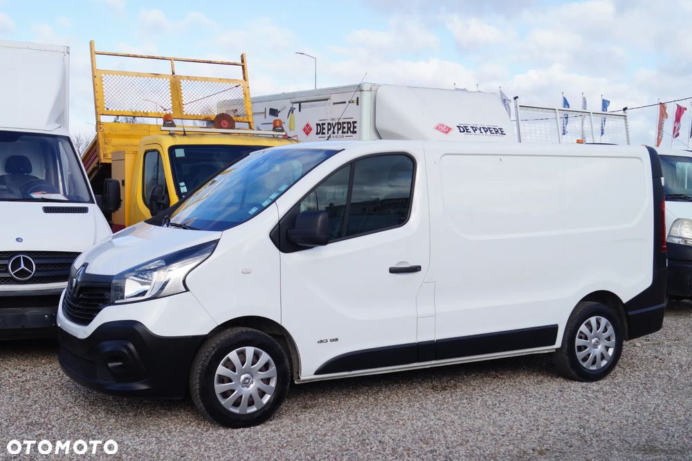 Renault Trafic - 2