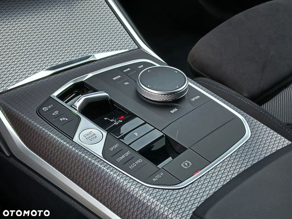 BMW Seria 3 318d mHEV M Sport - 19