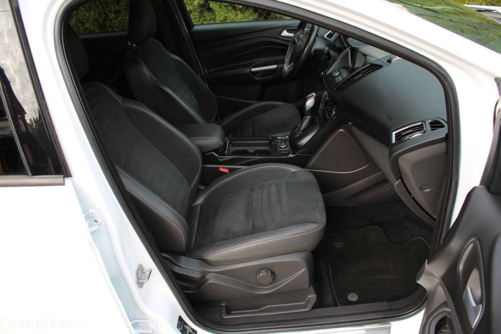 Ford Kuga 2.0 TDCi AWD ST-Line - 10