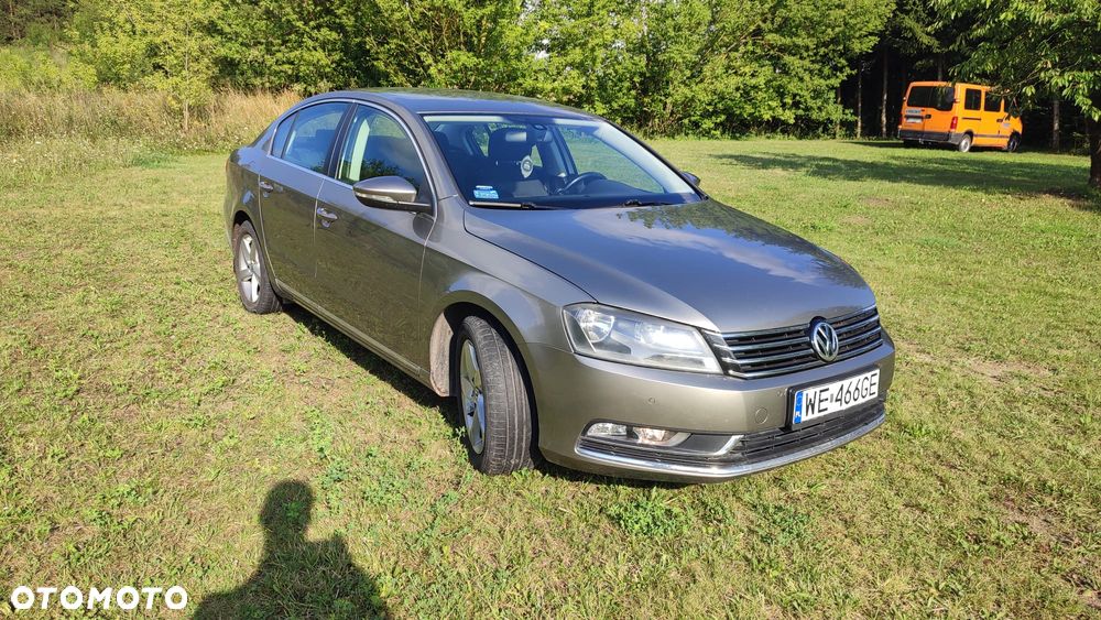 Volkswagen Passat 1.4 TSI Trendline - 2