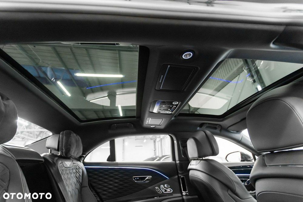 Bentley Flying Spur - 27