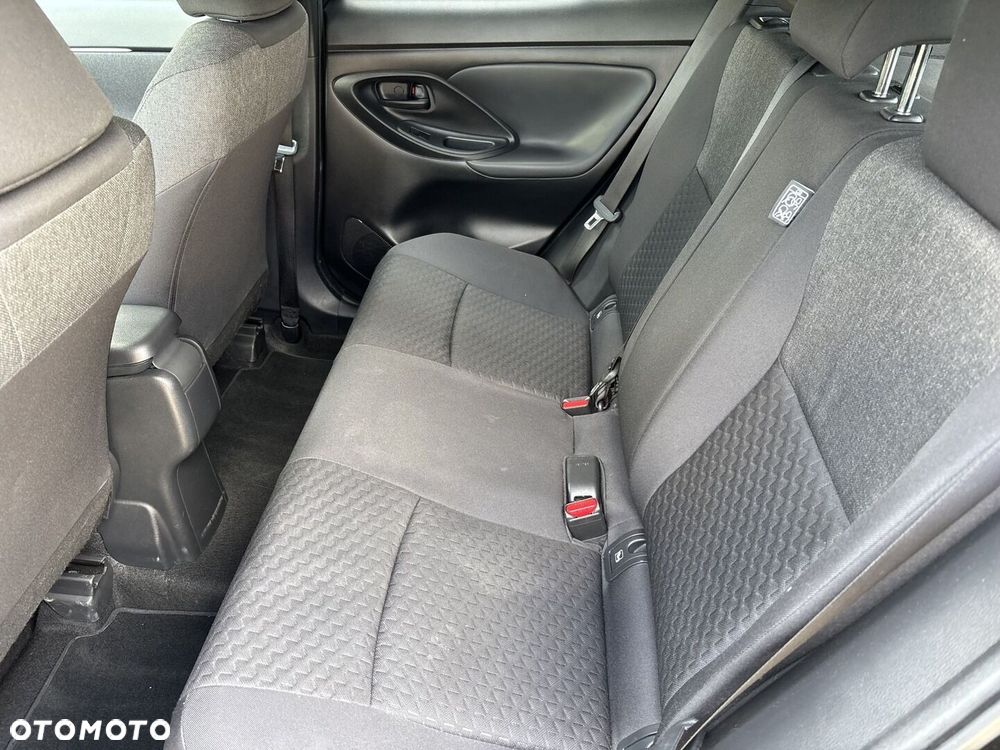 Toyota Yaris Cross Hybrid 1.5 Style AWD - 14