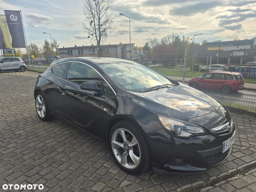 Opel Astra IV GTC 1.6 T Sport - 5