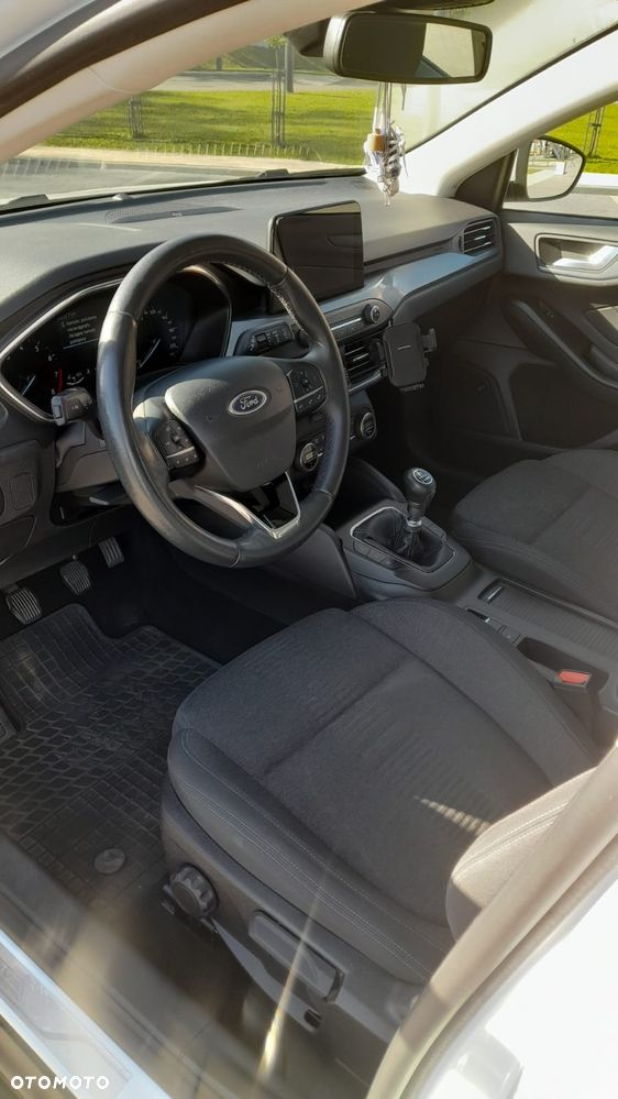 Ford Focus - 6