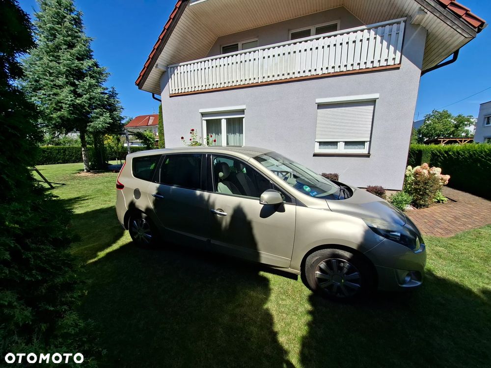 Renault Scenic 1.4 16V TCE Privilege - 4