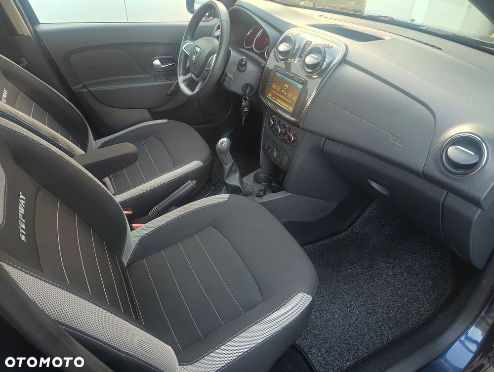 Dacia Sandero Stepway TCe 90 Prestige - 13