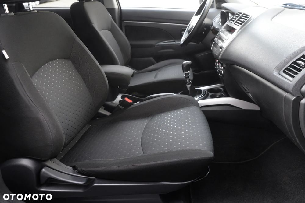 Mitsubishi ASX 1.8 DID Instyle AS&G - 32