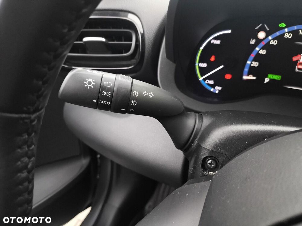 Toyota Yaris Cross Hybrid 1.5 Comfort - 26