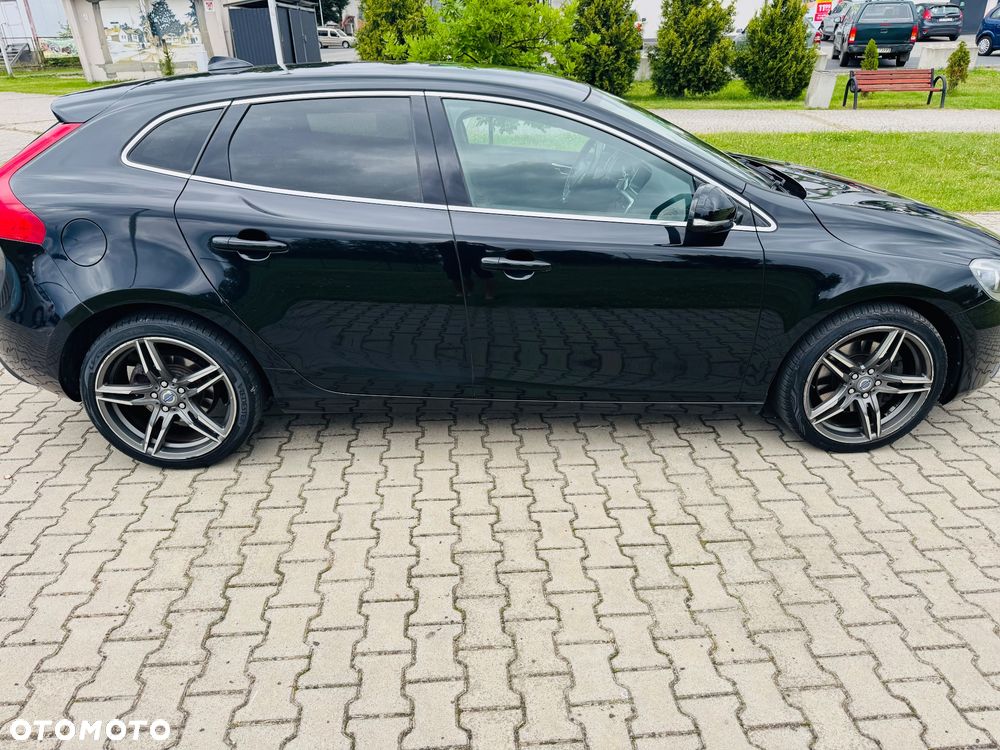 Volvo V40 D4 Momentum - 16