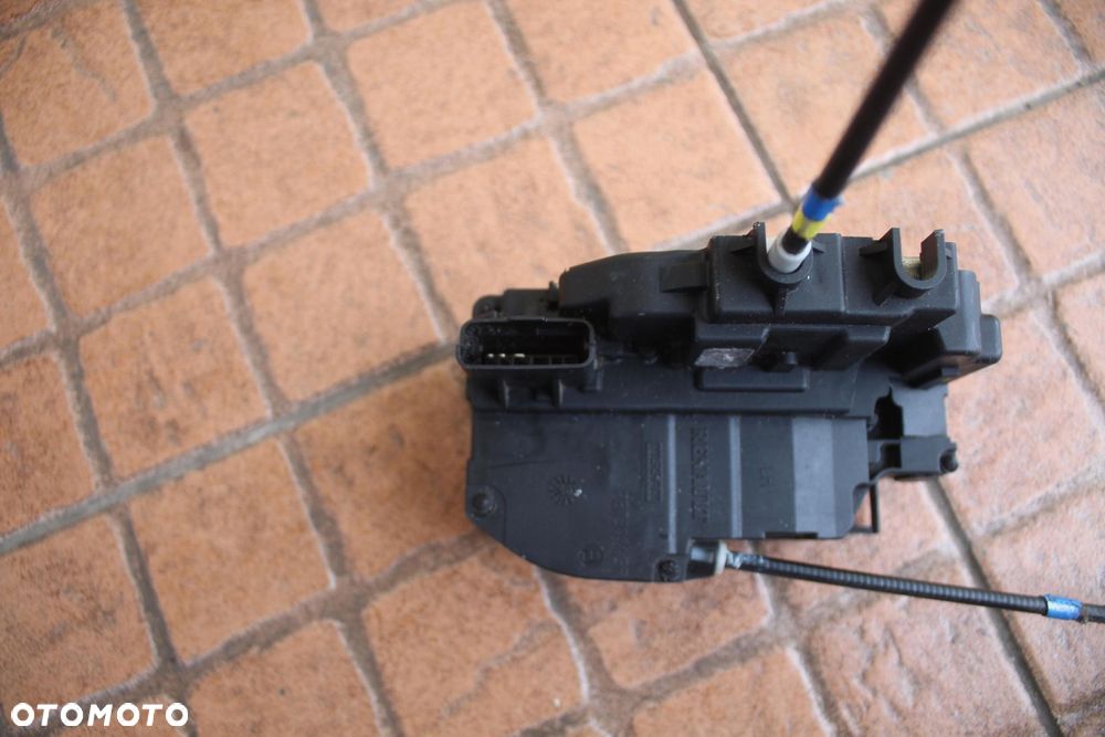 ZAMEK DRZWI LEWY TYŁ 3 PIN NISSAN NOTE E11 - 4